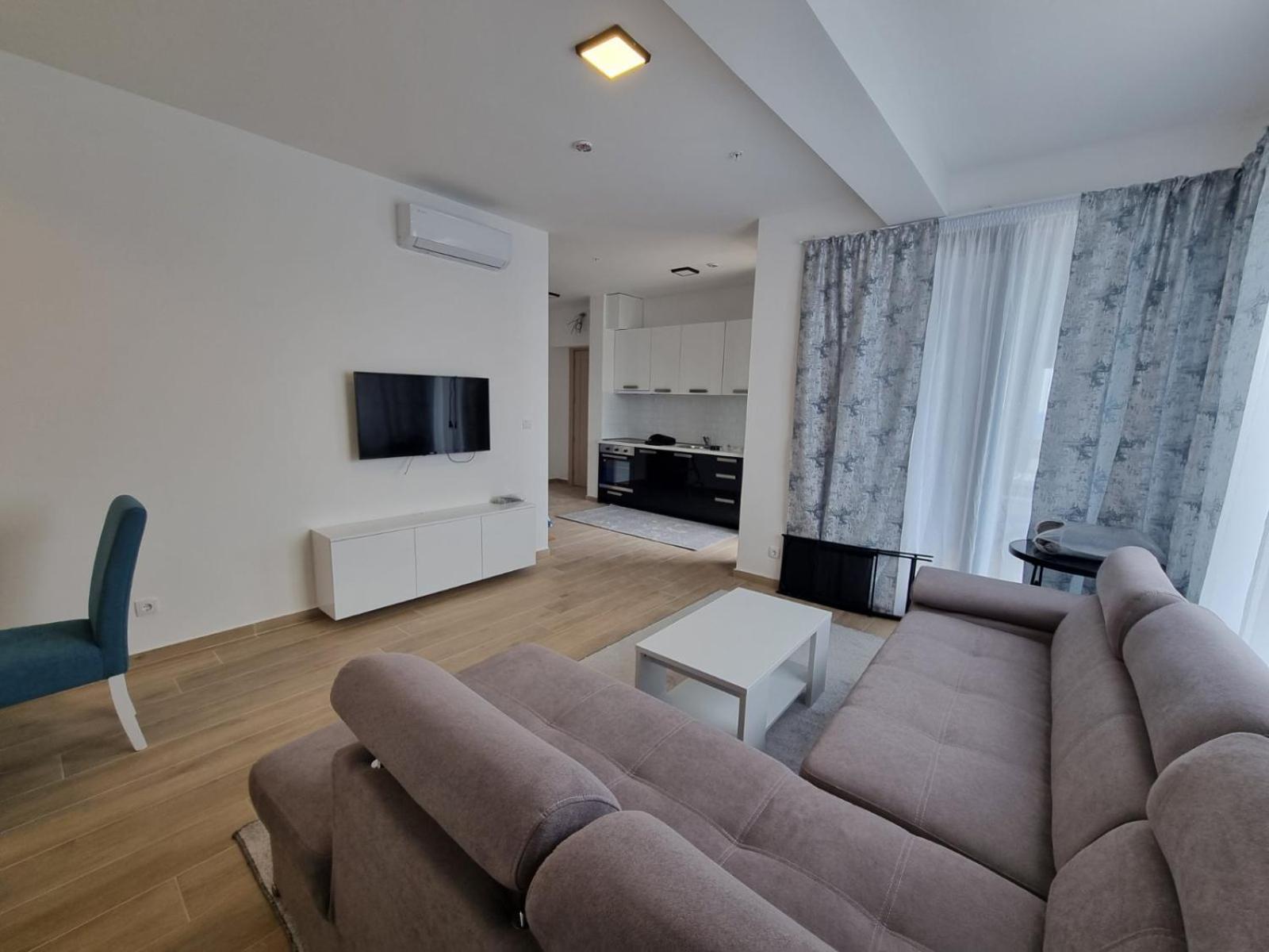 Prestige Central Apartments - Rafailovici Будва Экстерьер фото