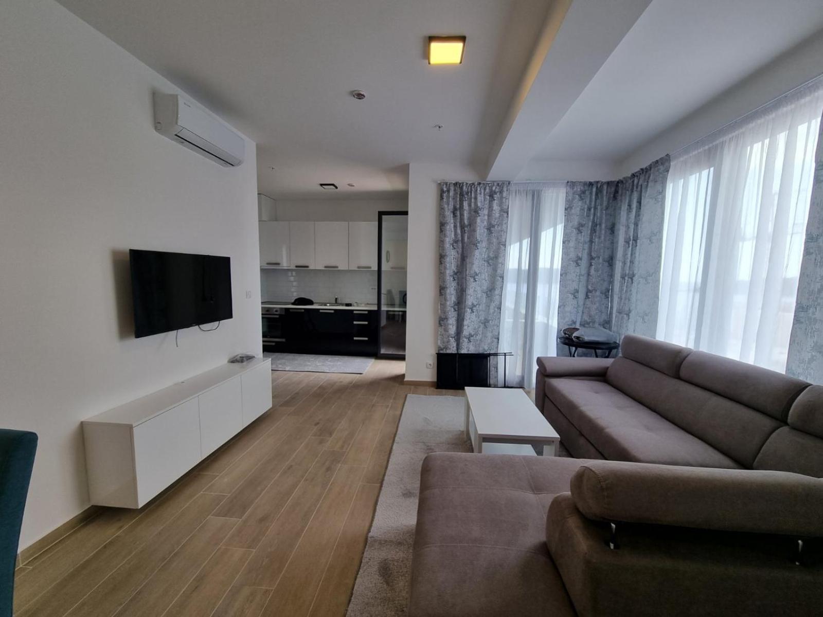 Prestige Central Apartments - Rafailovici Будва Экстерьер фото