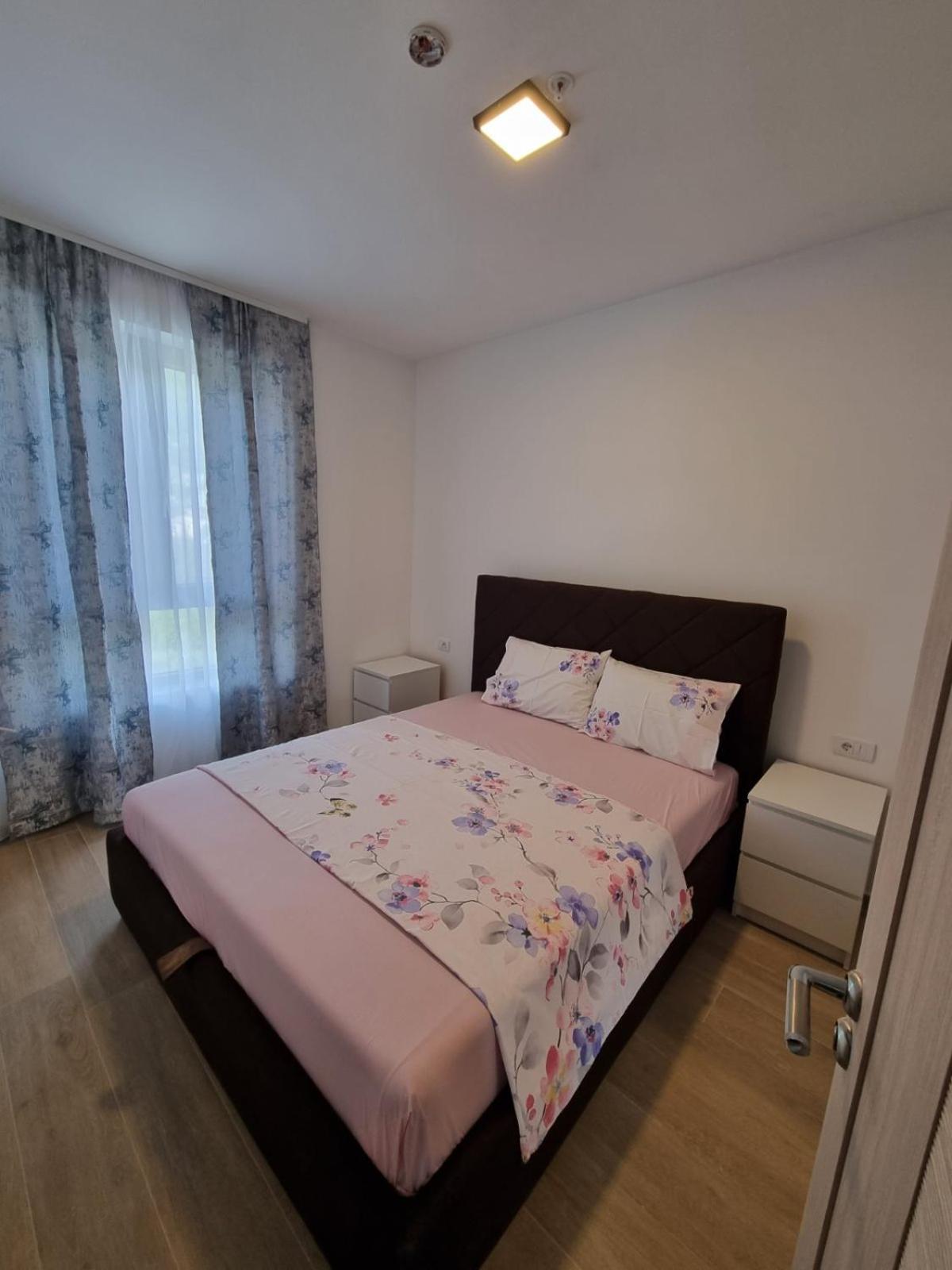Prestige Central Apartments - Rafailovici Будва Экстерьер фото
